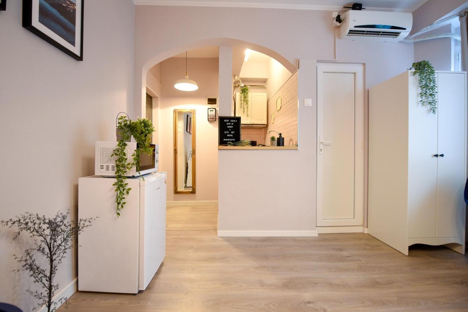 Heart Of - Cozy On Smardan Street Apartment Bucharest