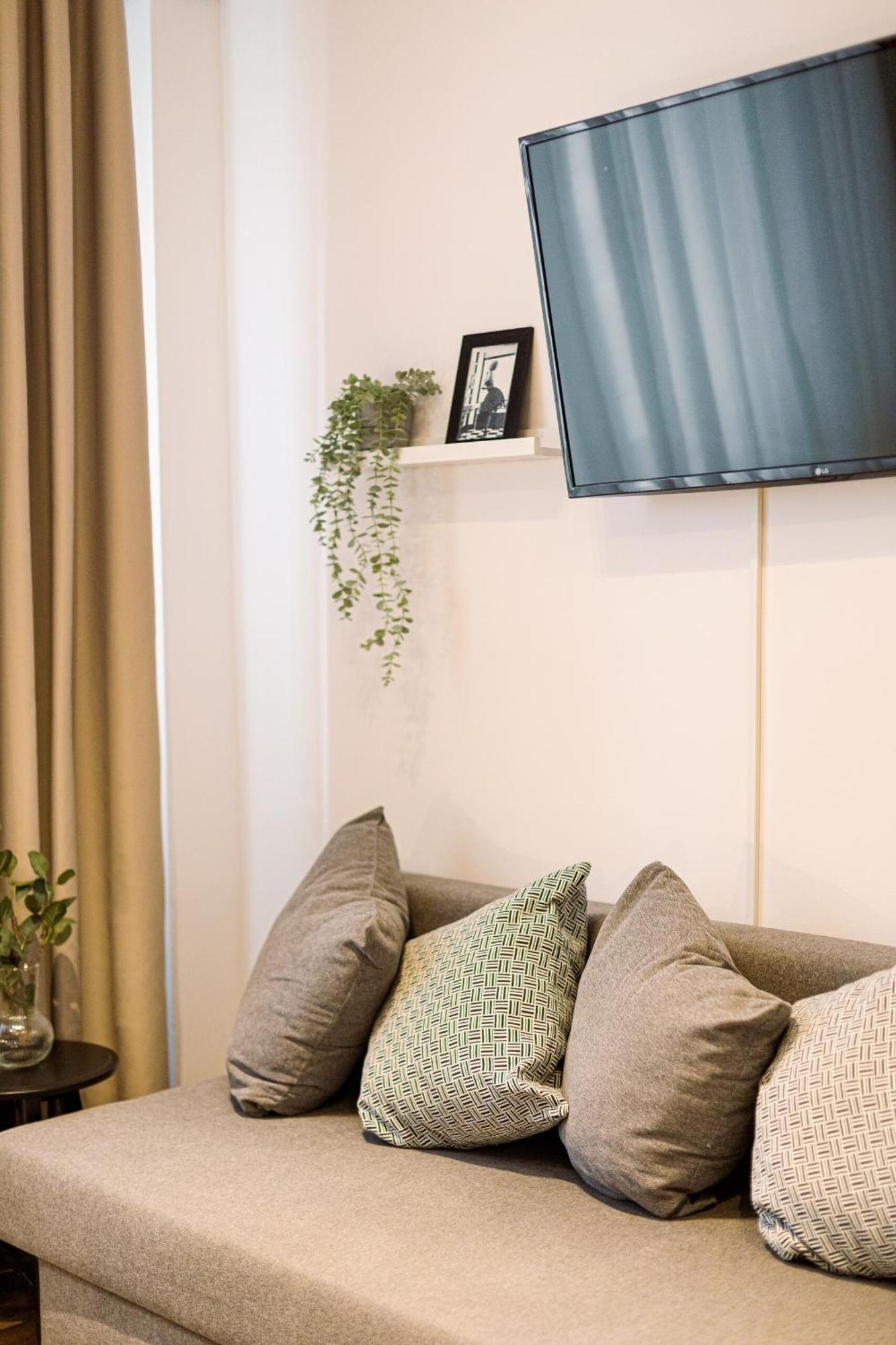 Heart Of - Cozy On Smardan Street * Bucharest